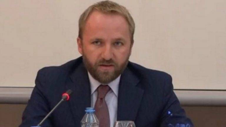 Hakkında İddianame Olan Kurumlarda Çalışamayacak