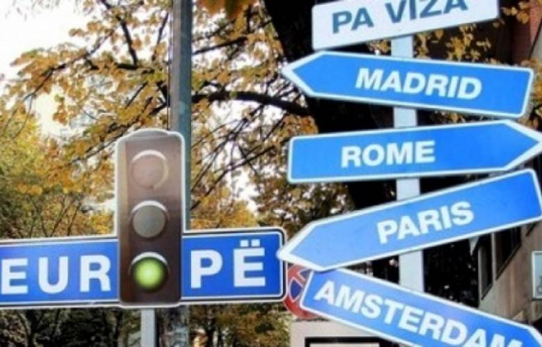 AB, Vize Serbestisi İçin İki Şartı Teyit Etti