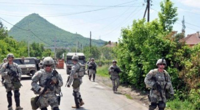 ABD Kosova'daki Askeri Varlığını Sürdürüyor