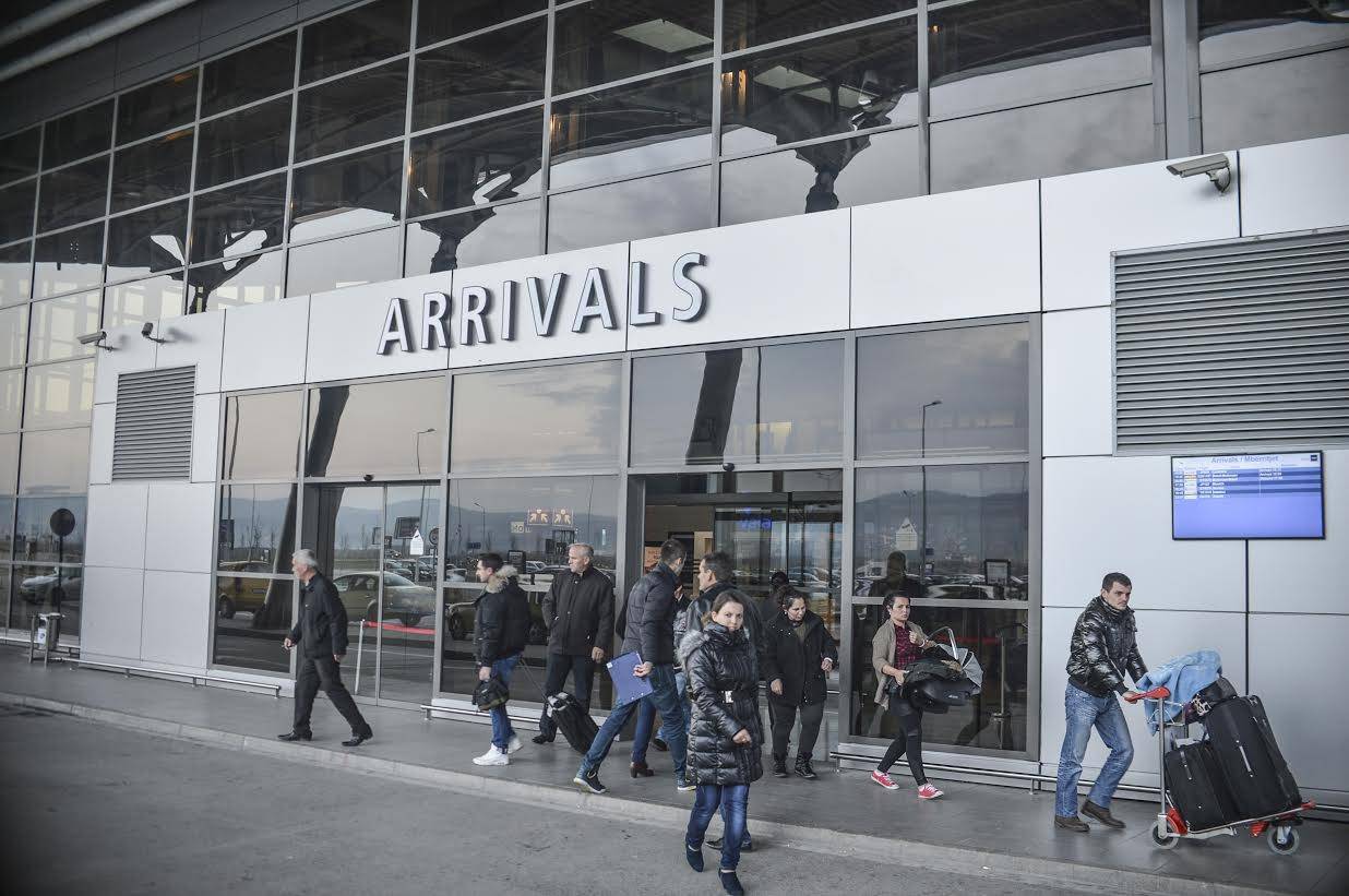 Priştine Havalimanı'nda Uçuş ve Yolcu Sayısında Yeni Rekorlar