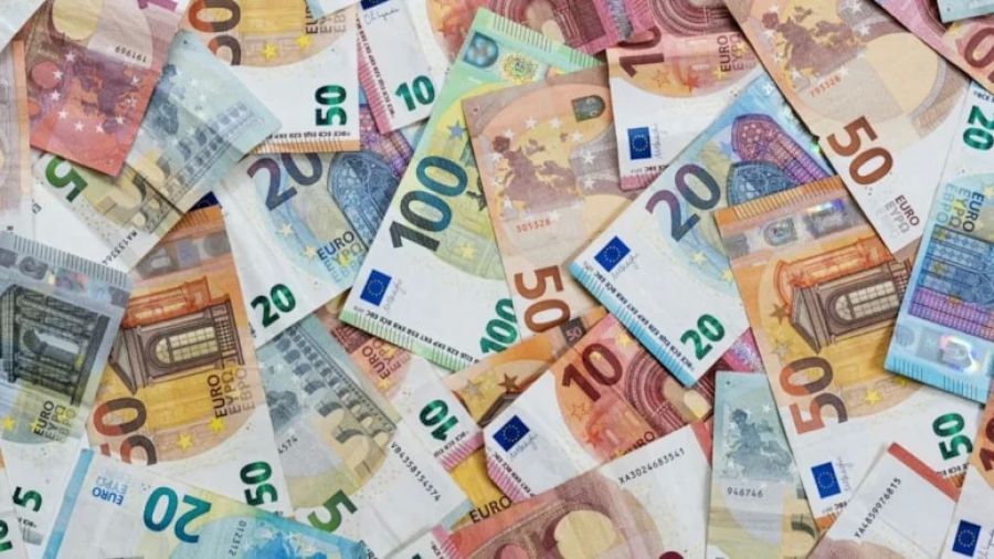 Euro kararı halkı sokağa döktü! 1 Ocak'tan itibaren para birimleri değişiyor