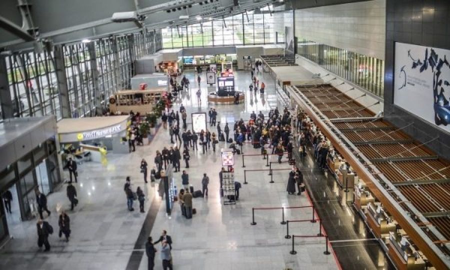 Priştine Havalimanı’nda Yolcu ve Uçuş Sayısında Rekor Artış