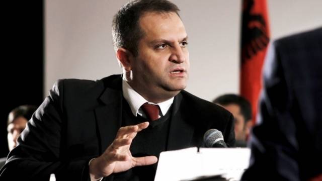 Ahmeti Protestocuları Priştine'ye Davet Ediyor