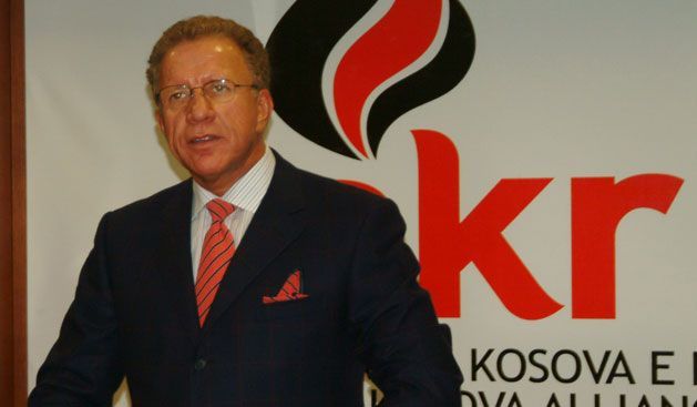Pacolli'nin Partisinde İsyan