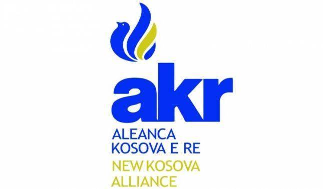AKR’de İstifalar Devam Ediyor