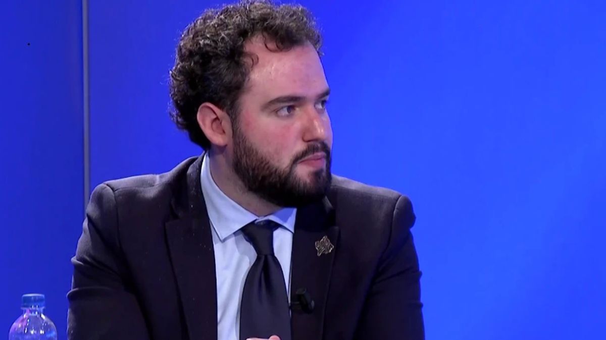 Faton Peci Mitroviça’daki Koalisyonunu Tek Taraflı Olarak Bozdu