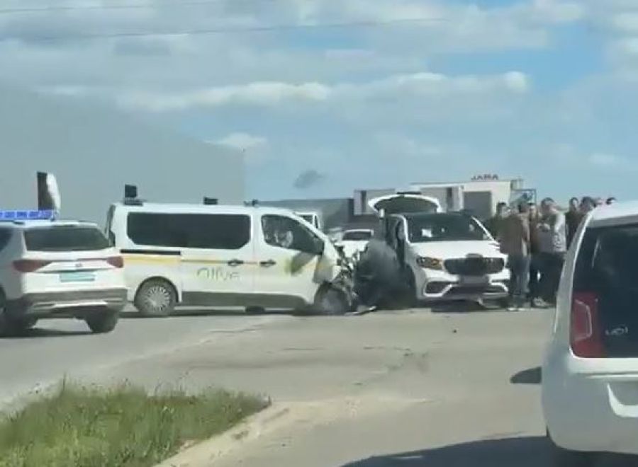 Priştine–Ferizovik Yolunda Ağır Kazada 1’i Ağır, 3 Yaralı