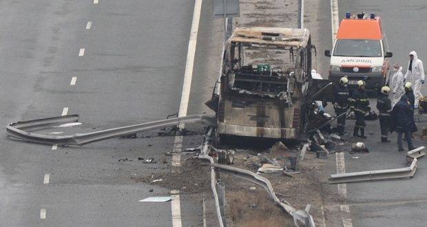 Kaza Yapan Otobüsün Kaçak Petrol ve Piroteknik Malzeme Taşıdığından Şüpheleniliyor