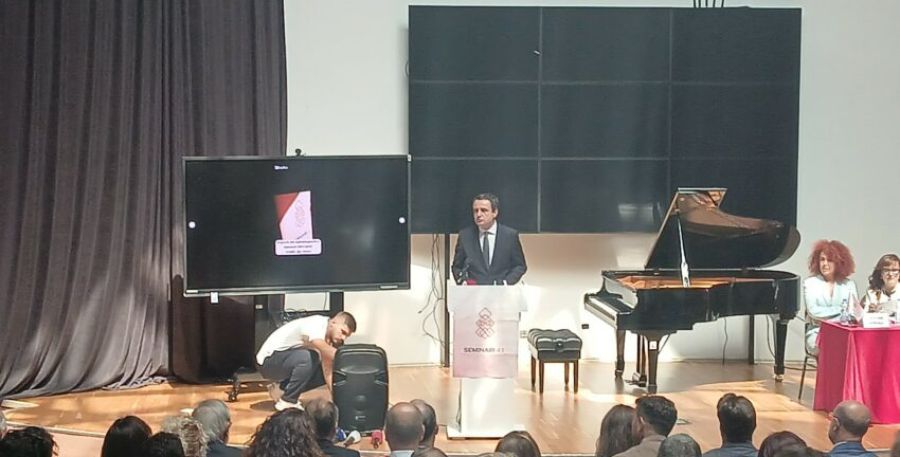 Priştine’de 43. Uluslararası Arnavut Dili, Edebiyatı ve Kültürü Semineri Açıldı