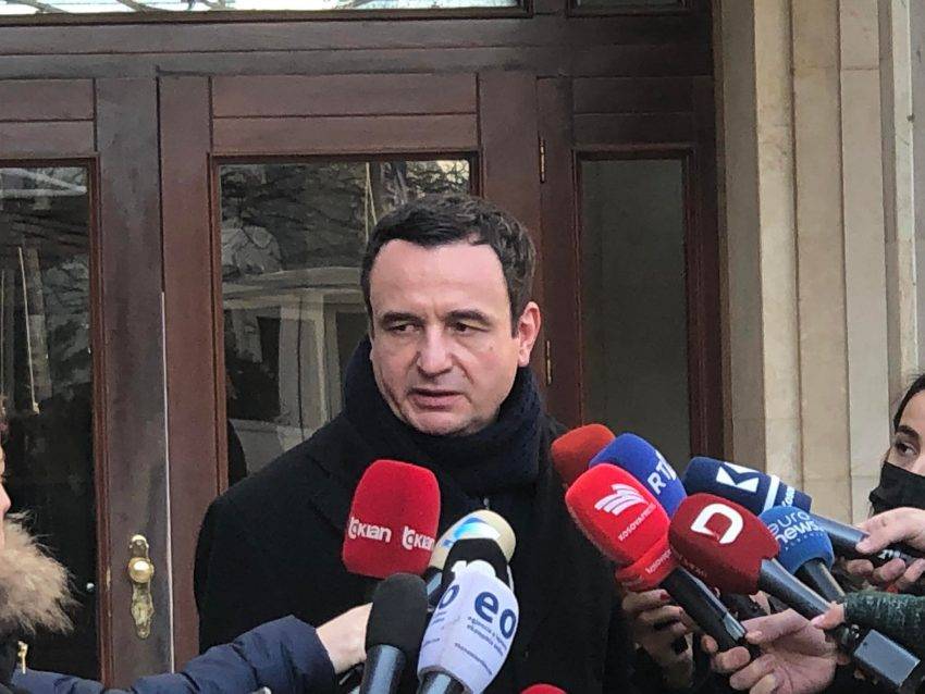 Büyükelçiler İle Görüşmeden Sonra Kurti, Meclis’in Yarın Olağanüstü Toplanacağını Duyurdu