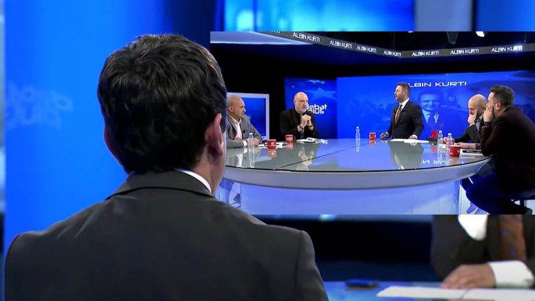 Analistler Kurti'yi ‘Çarmıha Gerdi’