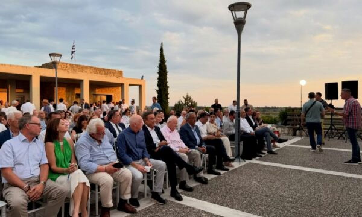 Kurti Yunanistan’da Symi Sempozyumu’na Katıldı