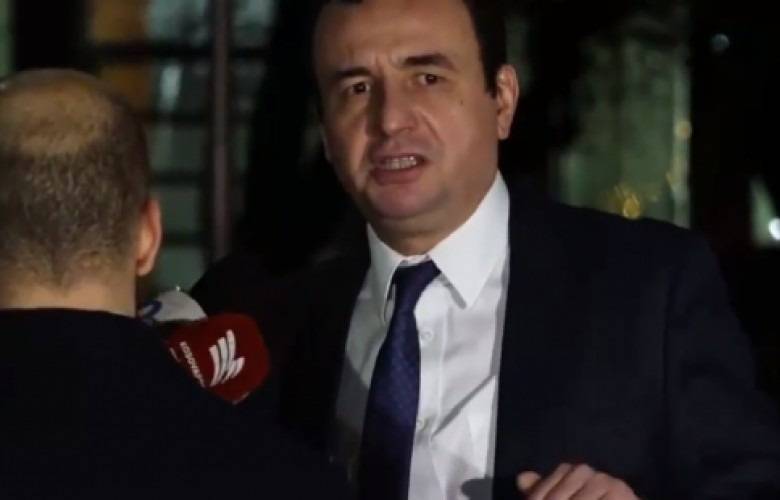 Konuşmamdan Sonra Vuçiç Baskı Altında Kaldı