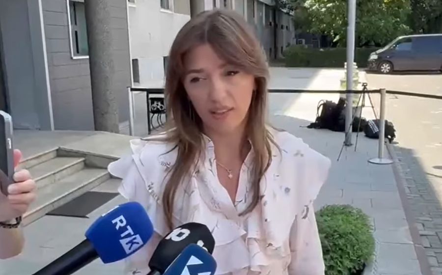 Albulena Haxhiu’dan LDK’nın Birlik Hükümeti Önerisine Tepki
