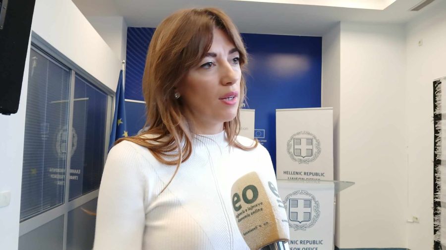 Bakan Haxhiu'dan Kadınlara: Şiddeti İhbar Edin, Tehdit Altında Yaşamayın Çağrısı 