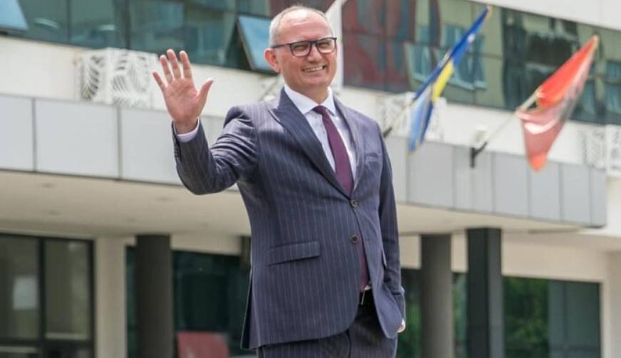 Kosova Belediyeler Birliği Başkanı Agim Aliu Seçildi
