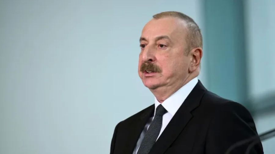 İlham Aliyev'e sürpriz telefon: Azerbaycan'da darbe girişimi son anda engellendi