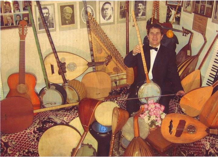 Bir Dokundum Bin Ah İşittim