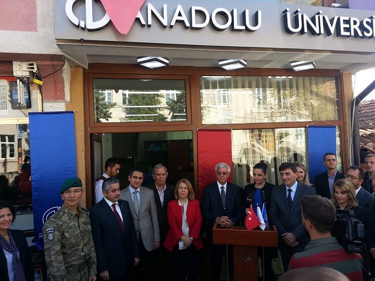 Prizren'de Anadolu Üniversitesi İrtibat Bürosu Açıldı