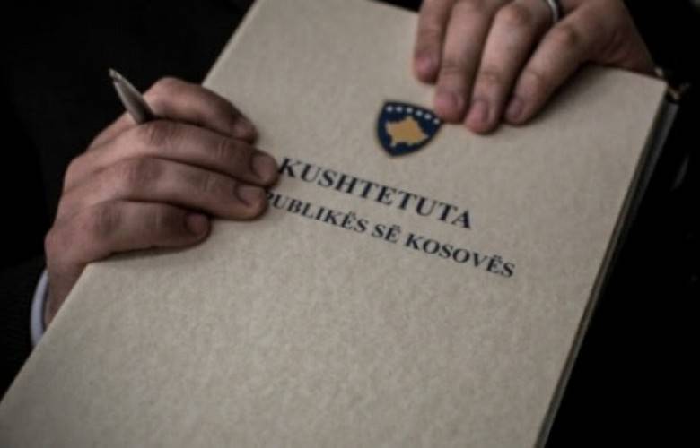 Kosova Anayasasının Bugün 10. Yılı