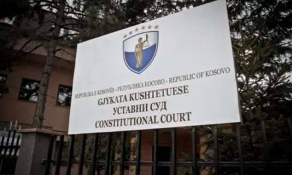 Thaçi’nin COVID-19’la Durum ve Hareket Kısıtlaması Yorumları Anayasa’yla Uyumlu
