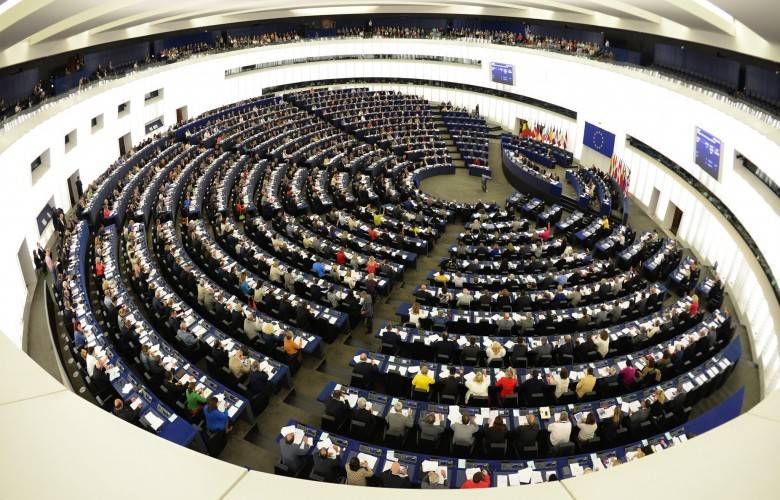 AP, Vize Serbestisinin Talep Edildiği Kararı Onayladı
