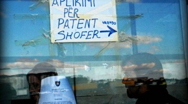 Sürücü Ehliyetleri Merkezi'nde Tekrar Kaotik Durum