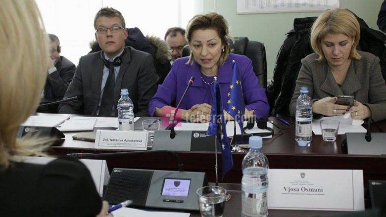 Apostolova: Duvarlar, AB Projesi Değildir
