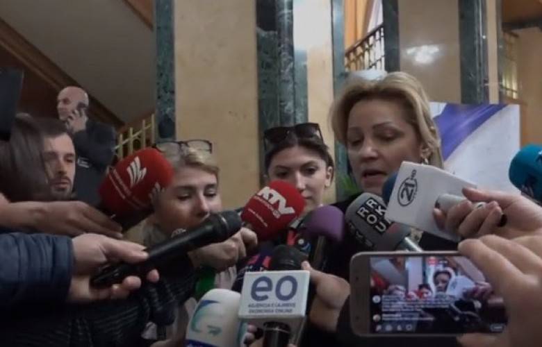 Apostolova, VV Eylemlerinden Şokta