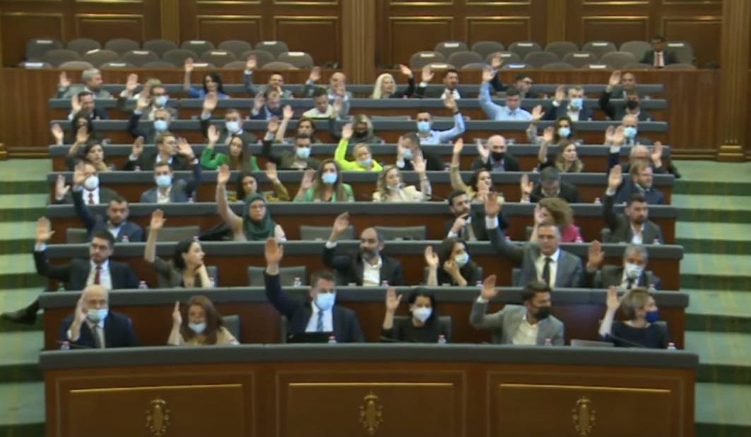 Meclis, Taşıtlar Yasasında Değişikliği Onayladı