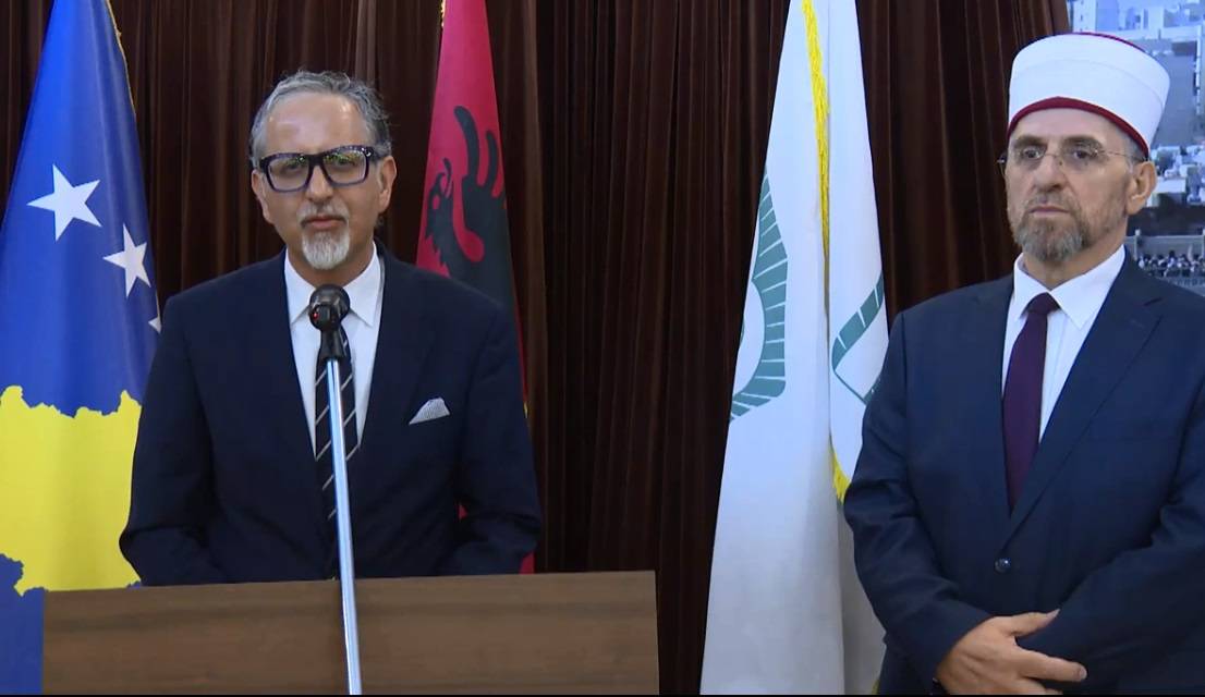 Kosova'da Camiler Bir Süre Daha Açılmayacak