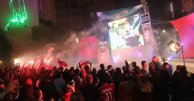 Arnavutluk'un Ermenistan Zaferi Coşkuyla Kutlandı