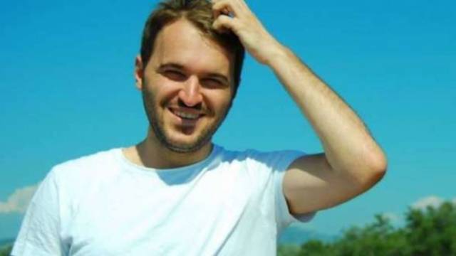 Vetëvendosje'nin İki Aktifisti Dün Gece Tutuklandı