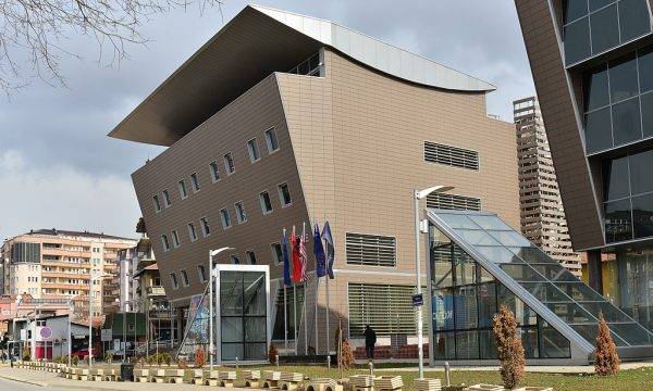 Kosova, Covid-19 Yönetiminde Başarısız Oldu
