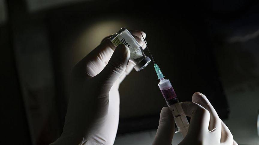 AB, Pfizer ve BioNTech'in Aşısından 300 milyon Doz Alacak