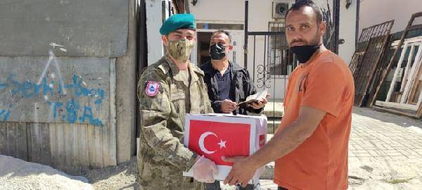 Kosova'da Türk Askerinden 500 Aileye Bayram Yardımı