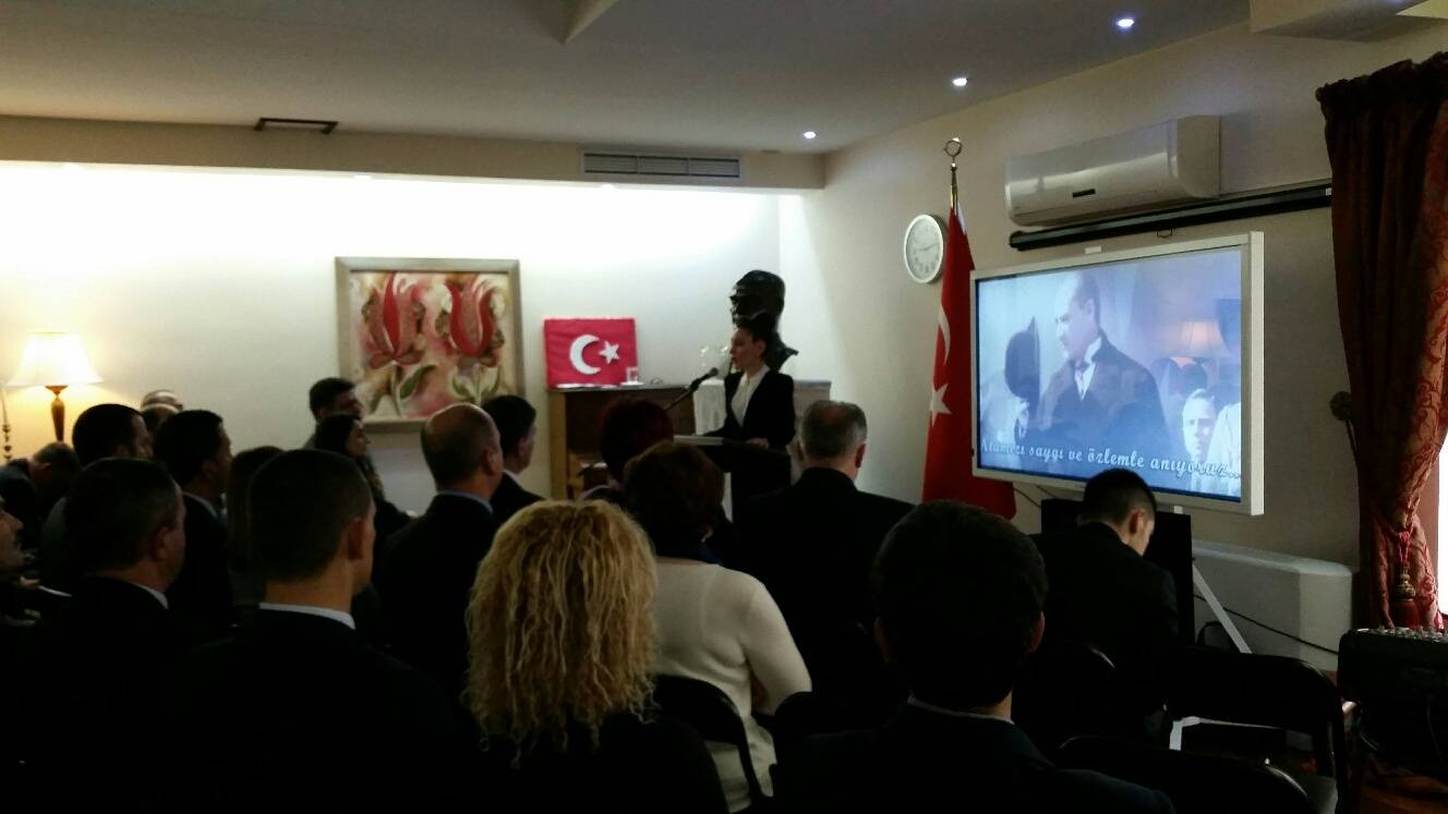 Atatürk Ölüm Yıldönümünde Özlemle Anıldı