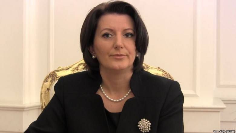 Jahjaga, Karadağ ile Sınırın Belirlenmesi İçin Üç Yabancı Uzmanı Angaje Ediyor