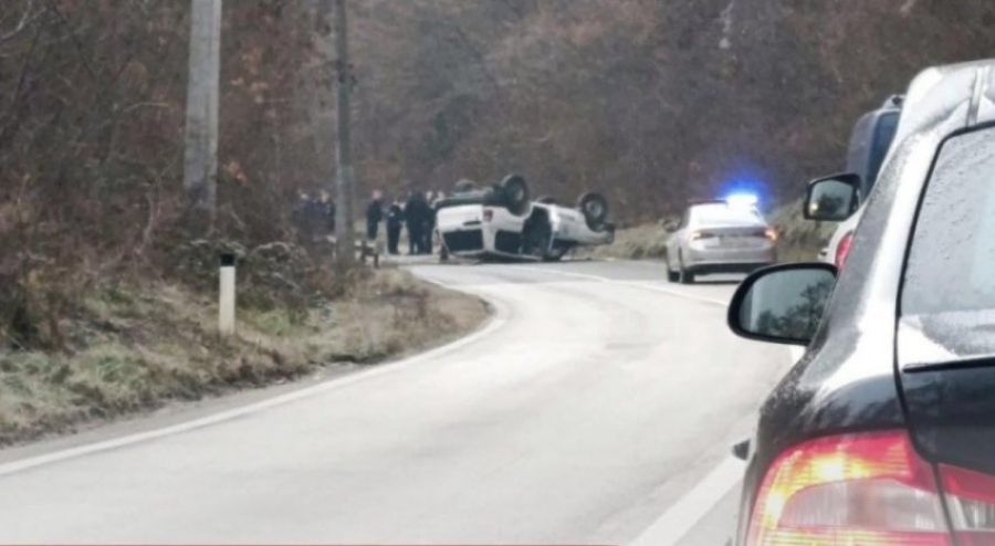 Kuzeyde Bir Polis Aracının Devrilmesi Sonucu Üç Polis Yaralandı