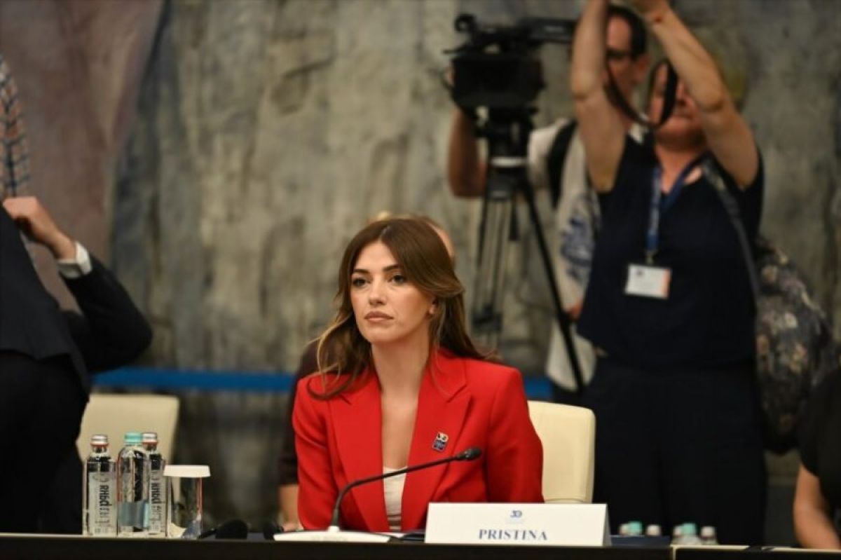 “Günlük Siyasette Farklılıklarımız Var Ama Cumhurbaşkanı Konusunda Oturup Konuşmalıyız”
