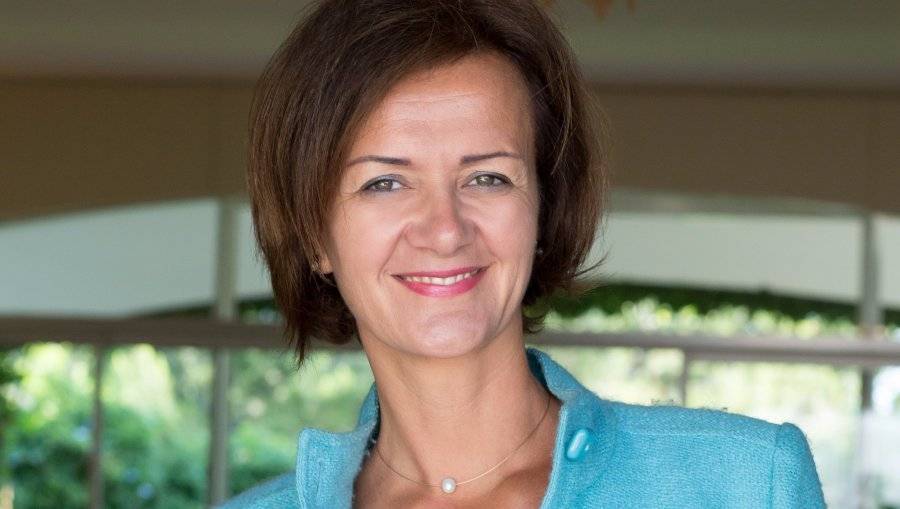 Einhorst, Brüksel Diyaloguna Dahil Oldu