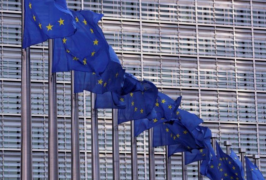 AB: Kosova ve Sırbistan Yapıcı Olmalı