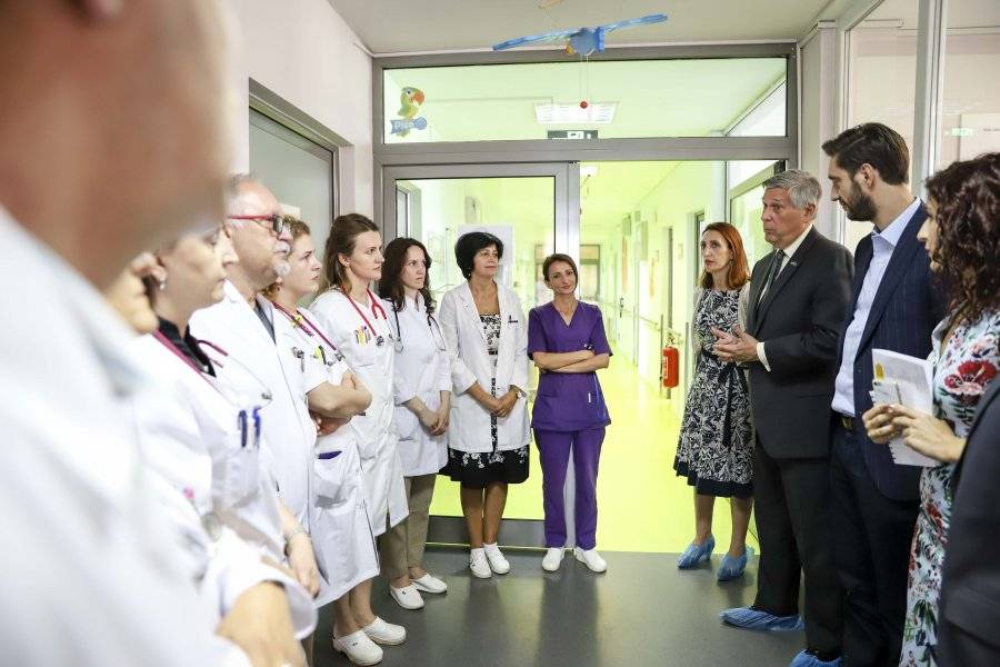 Amerika Hükümetinden Pediyatri Kliniğine Yatırım