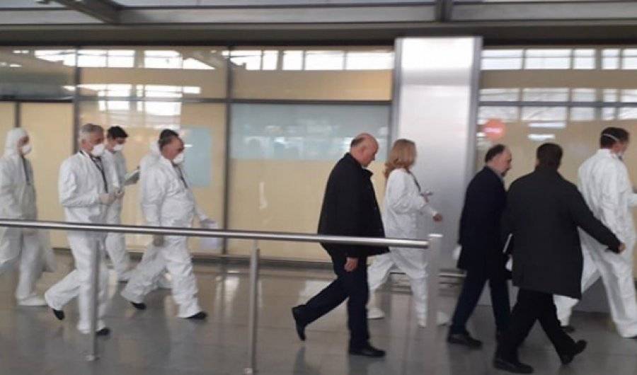 Havalimanında İtalya’dan Gelen Yolcular Kontrol Edildi