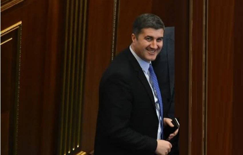 Ardian Shala Fikrini Değiştirdi, Hoti Hükümetini Oylayacak