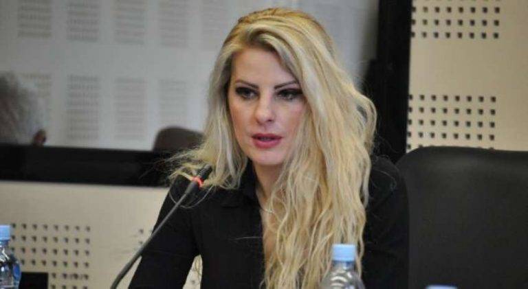 Balje, Hükümeti Oylama Konusunda İkilemde