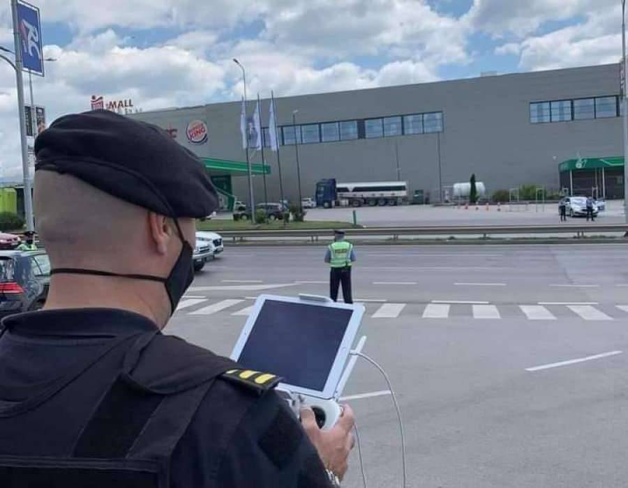 Polis, Dron ile Trafiği Kontrol Ediyor
