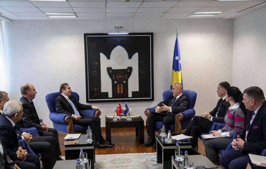 Haradinaj, MNG Şirketler Topluluğu Heyeti ile Görüştü
