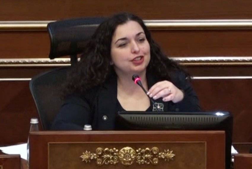 Mecliste Kurallara Uyun, Aksi Halde Toplantıya Giremezsiniz