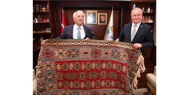 Büyükelçi Spahiu: "Kosova'nın Türkiye Gibi Çok Büyük Bir Dostu Var"